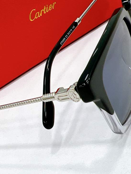 Picture of Cartier Sunglasses _SKUfw80537295fw